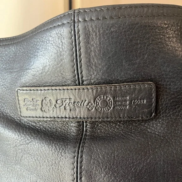 Vintage Fossil 75082 Magnetic Front Flap Pocket Leather Crossbody *broken zipper - Picture 8 of 16